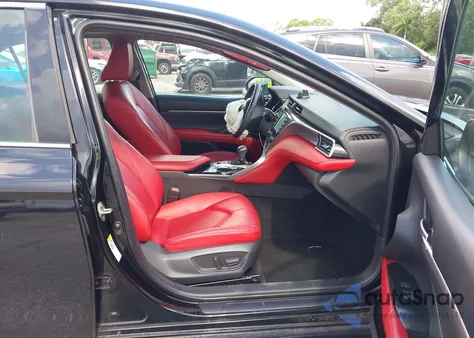 2018 Toyota Camry Xse из США, поврежденный, VIN 4T1B61HK6JU141793